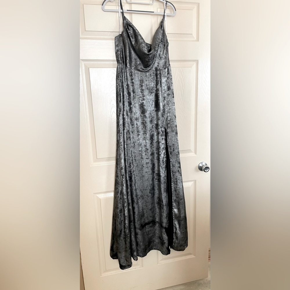 Lulu's Elegant Black Maxi Dress